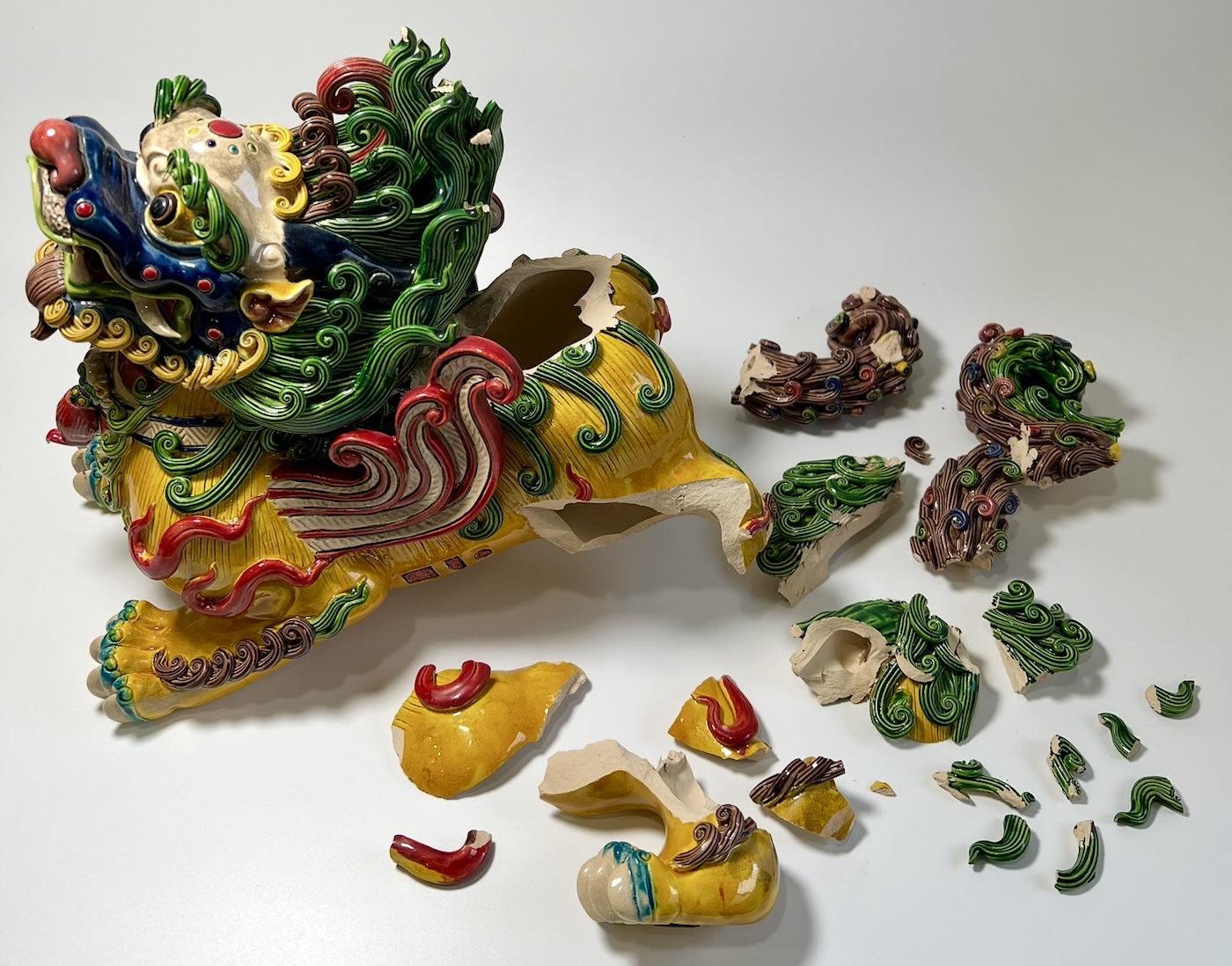 修復前：交趾陶貔貅擺件